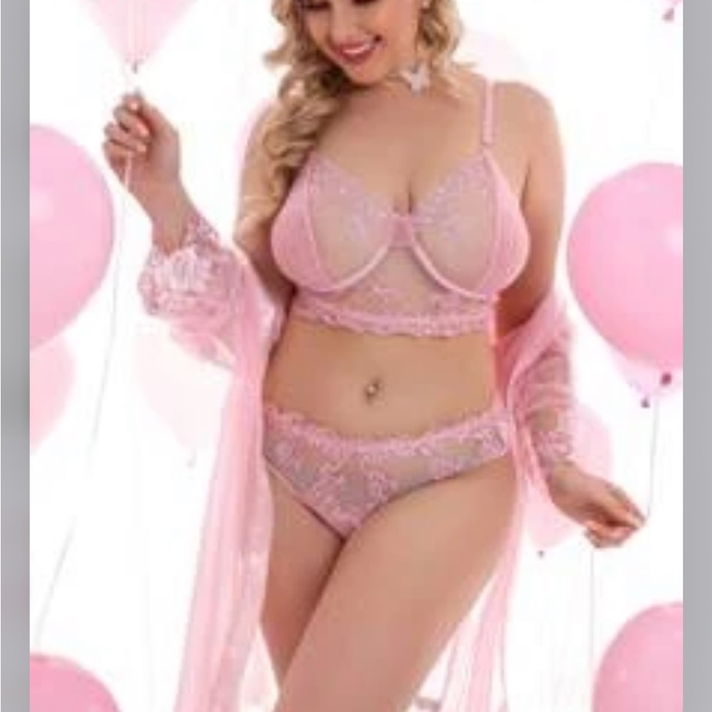 NEW/NWT PINK BARBIE Plus Size Two Piece Lingerie Set Floral Lace Embroidery
